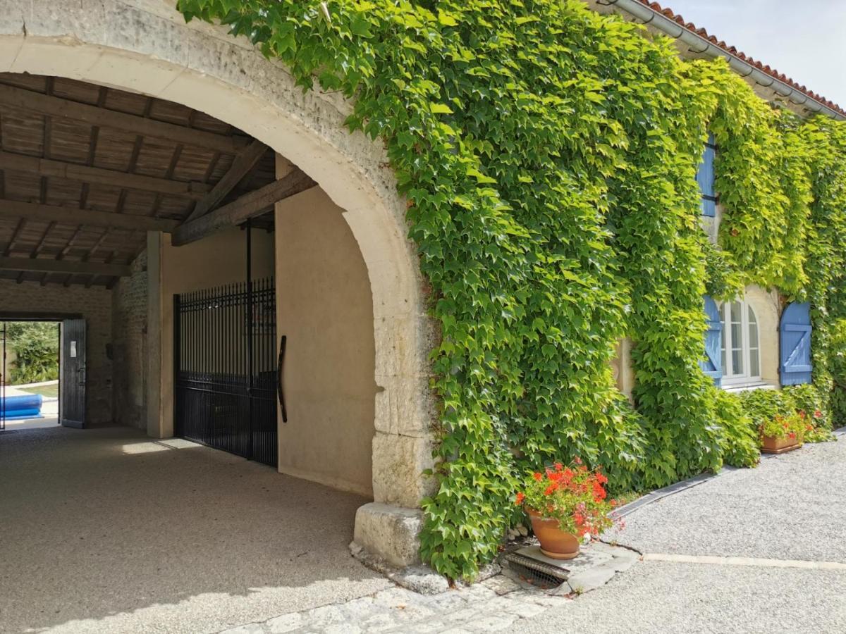 L'Ancienne Distillerie Segonzac Kültér fotó